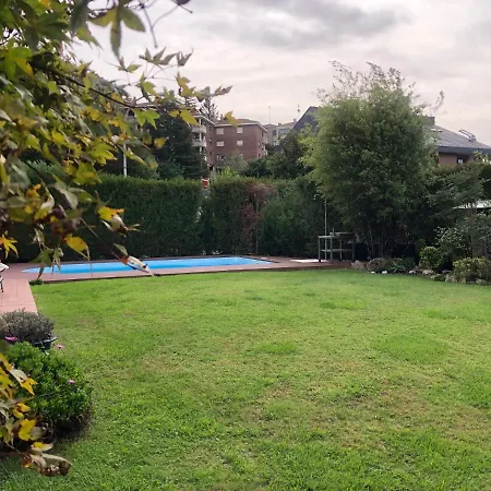 Bonita Pareada Con Piscina Privada Vila *